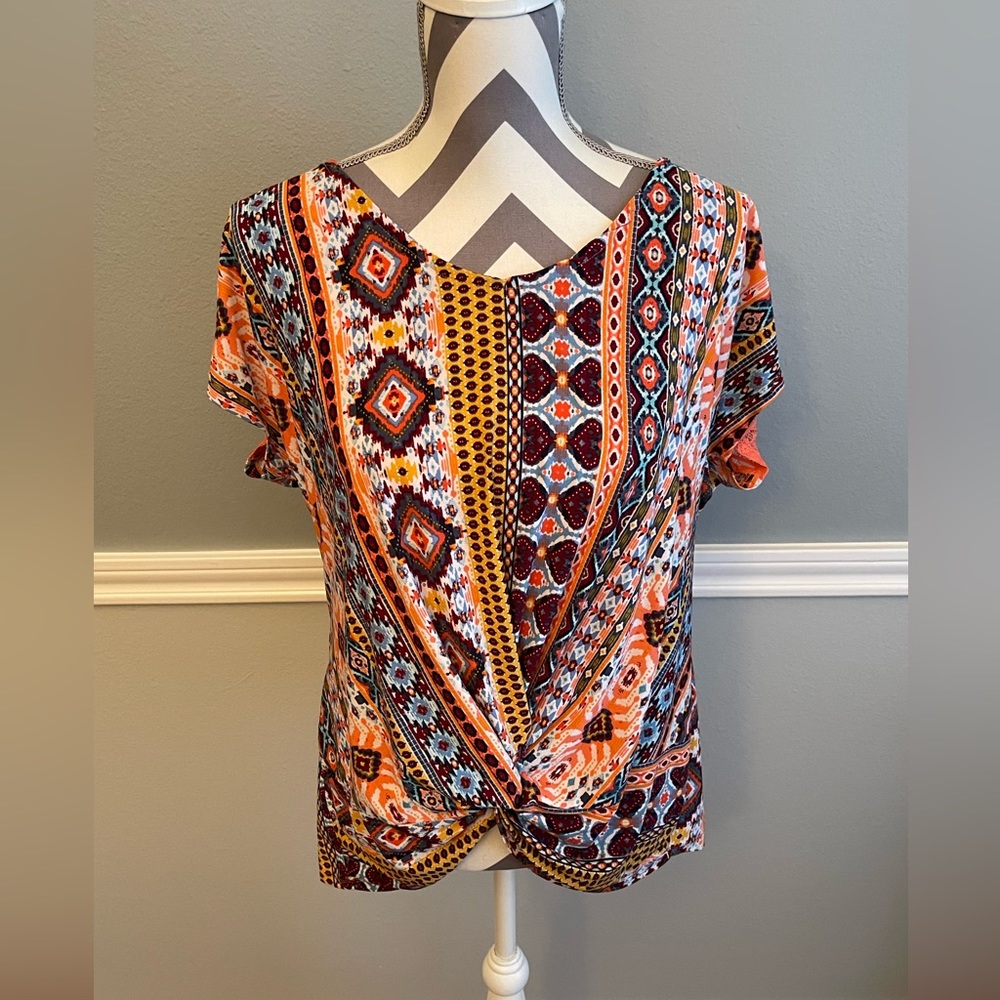 Bobbie Brooks - Multicolor - Knotted Front - Lace Back Top - Size: XL